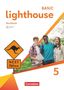 "BASIC lighthouse Workbook", Zeichen mit Känguru und "NEXT 150 km", drei lächelnde Jugendliche, "Cornelsen"-Logo, "5"., Buch
