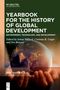 "Yearbook for the History of Global Development" auf dunklem Hintergrund, mit Händen, die eine leuchtende Erde halten., Buch