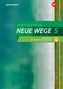 "Mathematik Neue Wege 5" auf grünem Banner, darunter "Arbeitsheft mit interaktiven Übungen". Links Wasser, rechts Weg., Buch