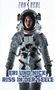 Text: "TOM REAL", "ERI UND NICK RISS IN DER SEELE". Astronaut in einem Raumanzug, zerrissene Linie in der Mitte., Buch