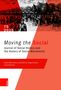 "Moving the Social" steht groß auf rotem Hintergrund mit einer historischen Illustration von Menschen., Buch