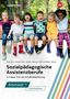 "Sozialpädagogische Assistenzberufe" und "Arbeit 1 Lernsituationen". Sechs lachende Kinder in bunter Kleidung und Gummistiefeln., Buch