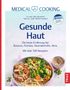 Titel: "Gesunde Haut" – Ernährung bei Hautproblemen. Autoren: Julia Lämmerhirt, Bettina Snowdon. Teller mit Gemüse und Huhn.