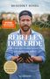 "REBELLEN DER ERDE: Wie wir den Boden retten – und damit uns selbst! Ein Mann hält Erde in den Händen. Hintergrund: Natur.", Buch