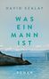 "DAVID SZALAY WAS EIN MANN IST ROMAN". Mensch steht auf Felsen am Meer; bergige Landschaft im Hintergrund., Buch