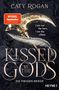 Text: "SPIEGEL Bestseller", "I am not the hero. I am the villain.", "KISSED BY THE GODS", "DIE EWIGEN KRIEGE". Ein verziertes goldenes Sichelschwert.