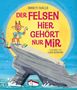 Text: "Smriti Halls - Der Felsen hier gehört nur mir" illustriert von Luke Scriven.  
Illustration: Ziege mit Anzug und Bild auf einem Felsen, darunter Wellen und Boot.
