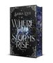 "Saskia Louis, Where Storms Rise" in stilisierter Schrift auf einem kunstvoll verzierten Buchcover mit floralen Mustern.
