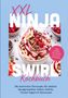 Text: "XXL NINJA SWIRL Kochbuch. Inkl. Swirls, Füllungen, Mix-Ins & Eistorten." Eiscreme mit Früchten und Schokolade., Buch