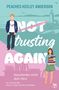 "NOT trusting AGAIN" steht groß, darüber "Peaches Keeley Anderson". Eine Frau trägt Bücher, daneben ein Mann. Im Hintergrund ein Leuchtturm., Buch