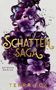SCHATTEN SAGA, BETWEEN WORLDS, TERRA FOX. Lila Blumen, ein Skelettkopf und ein Schwert formen eine mystische Silhouette., Buch