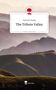 Text: Michelle Baulig, The Tribute Valley, story.one – Life is a story. 

Berge im Hintergrund, sanfte Hügel, pastellfarbene Landschaft., Buch
