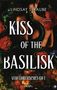 „Kiss of the Basilisk: Verführerisches Gift“. Rücken einer Frau mit Schlange umwickelt, umrahmt von Blumen.