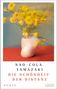Text: "Nao-Cola Yamazaki. Die Schönheit der Distanz. Roman." Gelbe Blumen in einer weißen Vase auf rotem Tisch., Buch
