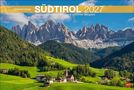 SÜDTIROL 2027, "Von romantischen Tälern und schroffer Bergwelt". Berglandschaft mit grünen Wiesen und Dörfchen.