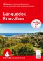 "50 Touren im Südosten Okzitaniens – von der Rhône bis in die östlichen Pyrenäen. Languedoc Roussillon. Mit ROTHER APP." Unten Panorama mit Meer., Buch