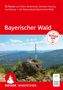 54 Touren um Cham, Bodenmais, Zwiesel, Freyung und Passau. Berglandschaft mit Kreuz und Wanderer. ROTHER WANDERFÜHRER., Buch
