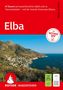 "Elba. 41 Touren auf aussichtsreiche Gipfel und zu Traumstränden. Mit ROTHER APP." Küstenlandschaft mit Dorf., Buch