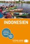 "INDONESIEN" in Weiß auf Orange. Menschen auf Booten verkaufen Waren auf einem Fluss; traditionelles Marktszenario., Buch