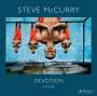 Pico Iyer: Steve McCurry: Devotion. Hingabe. 150 Farbfotografien zeigen die vielen Gesichter eines universellen Gefühls, Buch