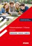 Klassenarbeiten 7. Klasse Gymnasium. Mathematik, Deutsch, Englisch. Vier Jugendliche schauen auf einen Laptop., Buch