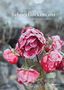 "Schneeflockentanz: Ein literarischer Winterspaziergang" von Gudrun Winklhofer. Rote Rosen mit Frost bedeckt., Buch