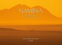 "Namibia Fotoimpressionen von Christof J. Hug-Fleck. Edition World Geographic. C H F." Wüstenlandschaft im Hintergrund., Buch