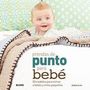 Text: "prendas de punto para bebé". Ein Baby lächelt und liegt unter einer gestrickten Decke auf einem Bett.
