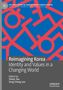 „Reimagining Korea: Identity and Values in a Changing World“. Oben rote Linien auf blauem Hintergrund, grauer Streifen links., Buch