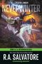 "NEVERWINTER" ist groß in der Mitte. Ein Krieger reitet ein weißes Einhorn, während ein schwarzes Pferd mit Flammen zu sehen ist., Buch