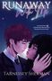 Text: "RUNAWAY With Me", "TaRnessey Sherman". Illustration: Ein Paar schaut sich unter einem Nachthimmel innig an.