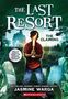 "The Last Resort", "The Claiming". "Talk to ghosts. Crack the puzzles. Solve the mystery!" Junge mit Kerze, Spukhaus.
