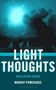 „LIGHT THOUGHTS“, „IMAGE, REVERIE, MEMORY“, „MURRAY POMERANCE“. Dunkles Foto zeigt Polizisten in Aktion., Buch