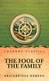 "Lushena Classics, The Fool of the Family, Bracebridge Hemyng." Eine Kompassrose vor Bergen auf grünem Hintergrund., Buch