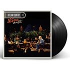 Text: "OUTLAW COUNTRY", "Live from Austin TX". Eine Gruppe von Musikern spielt akustische Gitarren auf einer Bühne.