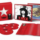 Text: "T.REX" auf roten CDs und Box. Box mit großem weißen Stern. Schwarzes-Weiß-Foto einer Person. Booklet mit roten Seiten.