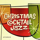 "Christmas Cocktail Jazz" und "Stereo" im Retro-Stil. Drei abstrakte Cocktailgläser in Rot, Grün und Orange mit Sternformen.
