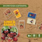 "Ein spritziges Kartenspiel" in Weiß auf grünem Hintergrund. Zwei rote Ameisen mit Helmen; bunte Karten auf erdiger Textur.