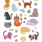 Illustration mit verschiedenen niedlichen Katzen, Herzen, Blumen und Blättern. Katzen in spielerischen und entspannten Posen.