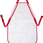 Weiße Schürze mit rotem Rand, "Name" Textfeld vorne. Erdbeermuster sichtbar.