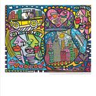 Oben steht "TAXI". Bunte Illustration: Stadtansicht, Herzen, Gesichter. Lebhafte Farben und verspielter Stil.