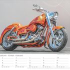 Februar-Kalenderblatt mit Woche vom 1. bis 7. Farbiges Custom-Motorrad in Orange und Chrom mit Flammenmotiv.