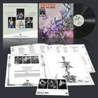 "Manilla Road: Open the Gates." Cover zeigt illustrierte Fantasy-Szene. Texte, Fotos und Schallplatte sichtbar.