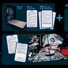 Texte: "HOW-TO CRIME PLACES", "INHALT UND VORBEREITUNG", "1 SPIELBOX", "1 SPIELANLEITUNG", "72 ORTS- UND RÄTSELKARTEN", "ZUSÄTZLICH BENÖTIGT:". Links unten ist ein illustriertes Bild mit einem Leuchtturm und im Hintergrund sind Karten und Skizzen sichtbar.