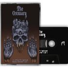"The Ossuary", "OLTRETOMBA". Illustration: Totenschädel aus Stadtlandschaft, erhobene Hände, Kassette daneben.
