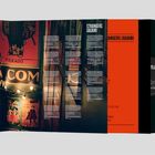 "Strangers (Again)" Text auf Albumhülle, Bild eines Mannes in einem Raum mit Postern und einer Schallplatte daneben.