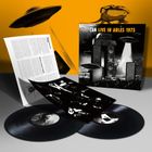 "CAN LIVE IN ARLES 1975" steht auf einem Plattencover. Zwei Schallplatten, Booklet mit Texten und Bildern.