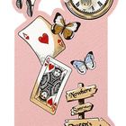 Schilder: "Nowhere", "Somewhere", "Queen's Court", "Tea Party", "Rabbit Hole". Illustration von Alice, Uhr, Karten, Schmetterlingen.