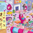 Links oben steht: "Puppy Love". Barbie und ihre Schwestern veranstalten eine Welpenparty in einem bunten Wohnzimmer voller Spielzeug.