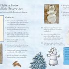 Anleitung zum Erstellen einer Schneegruffalo-Dekoration. Materialien: Mehl, Salz, Wasser, Schüssel, Backpapier, Tablett.